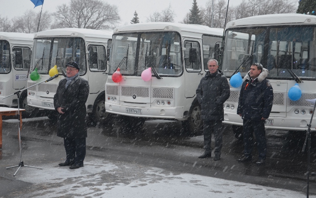 bakaev-avtobusy-2015