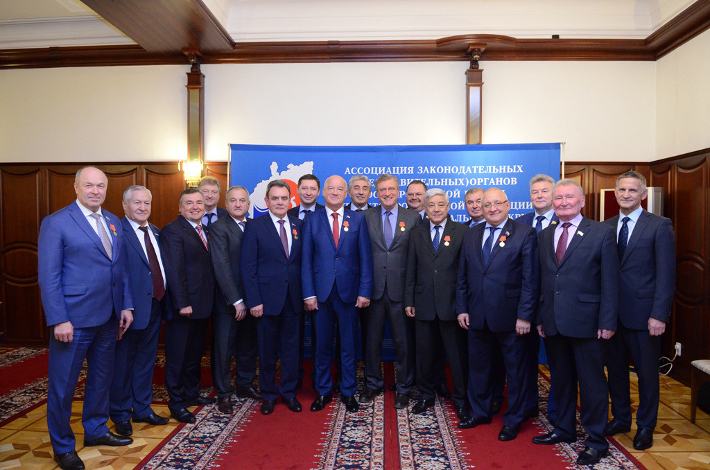 bakaev-v-kirove-assotsiatsiya