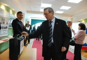 Голосует Александр Майер