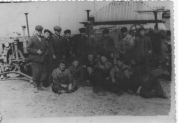 Захаров Михаил Алексеевич 1929 г.р. первый ряд - первый слева